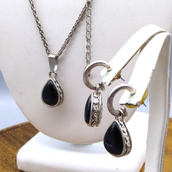 Vintage Reversible Teardrop Pendant and Hoop Earrings with Removeable Dangles - Picture 4 of 6